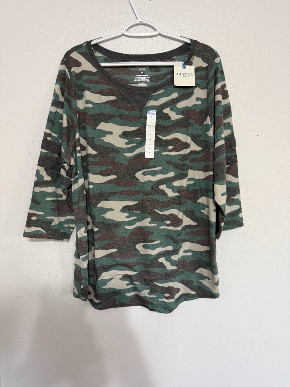 🌲 Woodland Vibe! Arizona Jean Co. Camo 3/4 Sleeve Top